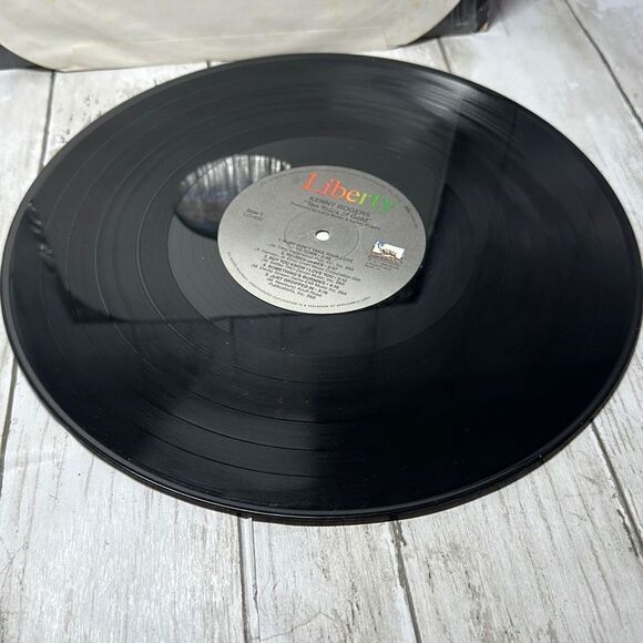 Kenny Rogers Ten Years of Gold Vinyl Record LP 1977 Liberty Records - Picture 6 of 7